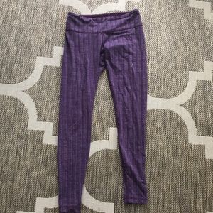 Lululemon Purple Leggings. Winder unders